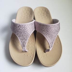 Vionic Naples Thong Flip Flops NWOT Lilac